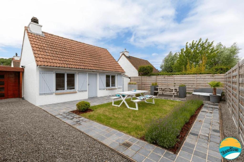 Villa Zeevibes Oostduinkerke Esterno foto